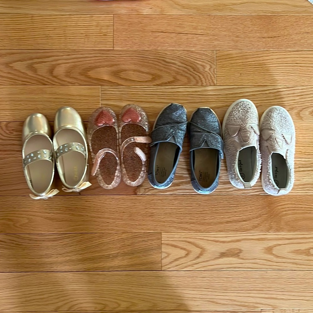 Little girl / Toddler girl shoes size 11